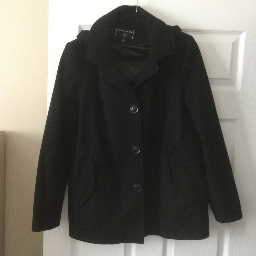 Hooded pea coat for women